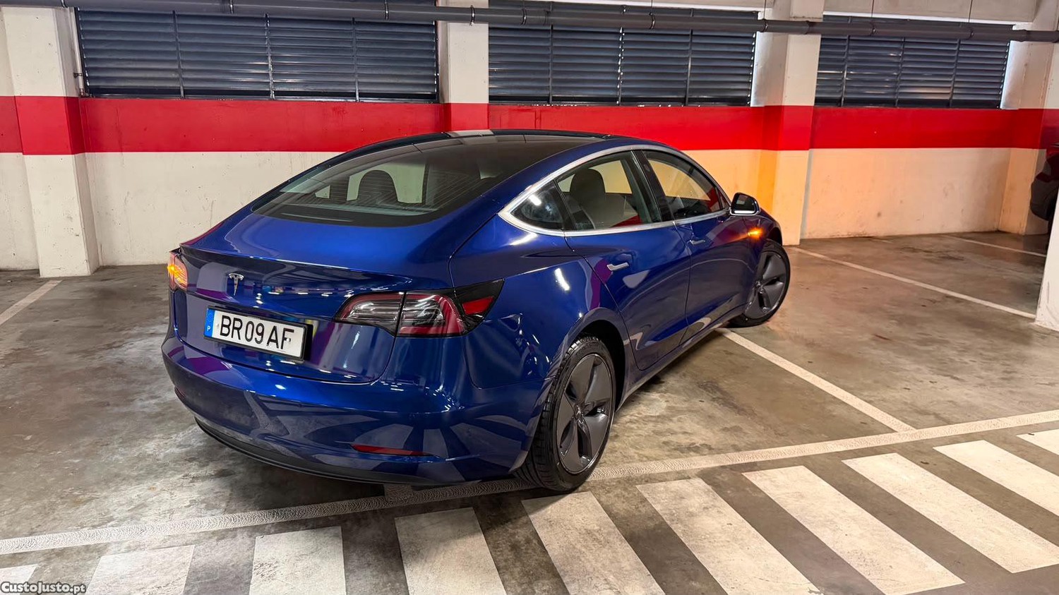 Tesla Model 3 Standard Range Plus RWD — fotografia 6