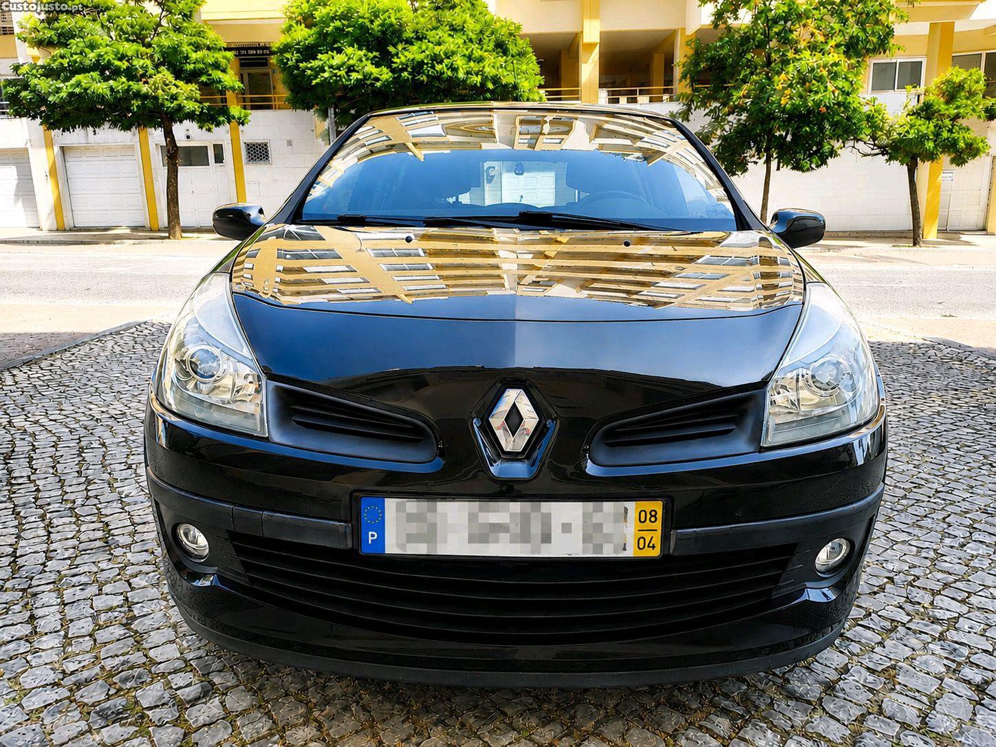 Renault Clio 1.5dci — fotografia 11
