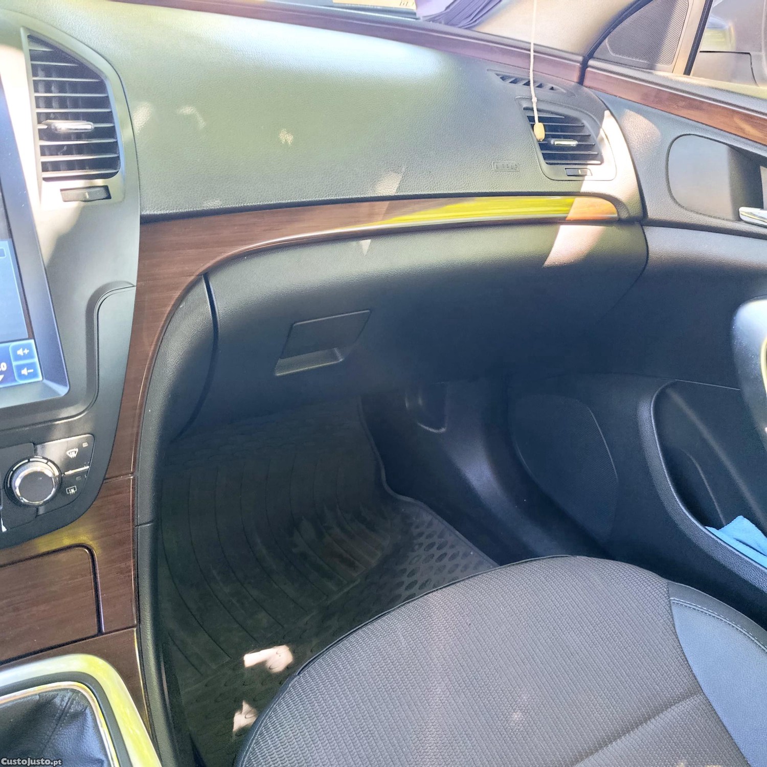 Opel Insignia Sedan — fotografia 2