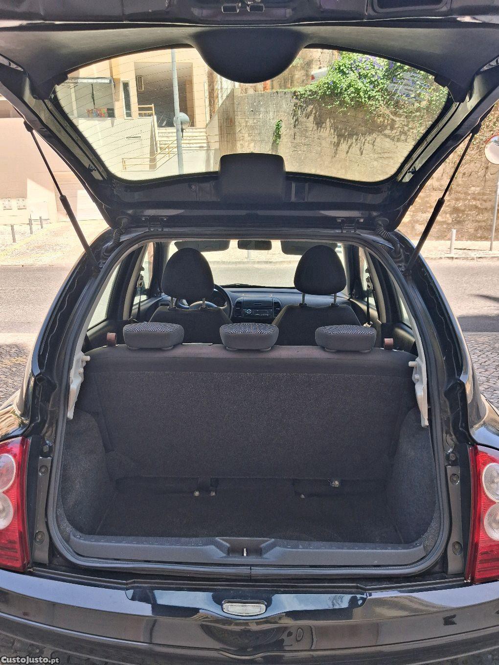 Nissan Micra 1.2i 5p+AC 2010 — fotografia 4