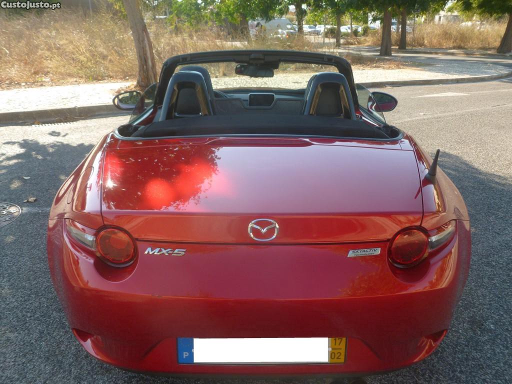 Mazda MX-5 1.5 SKYACTIV Technology — fotografia 13