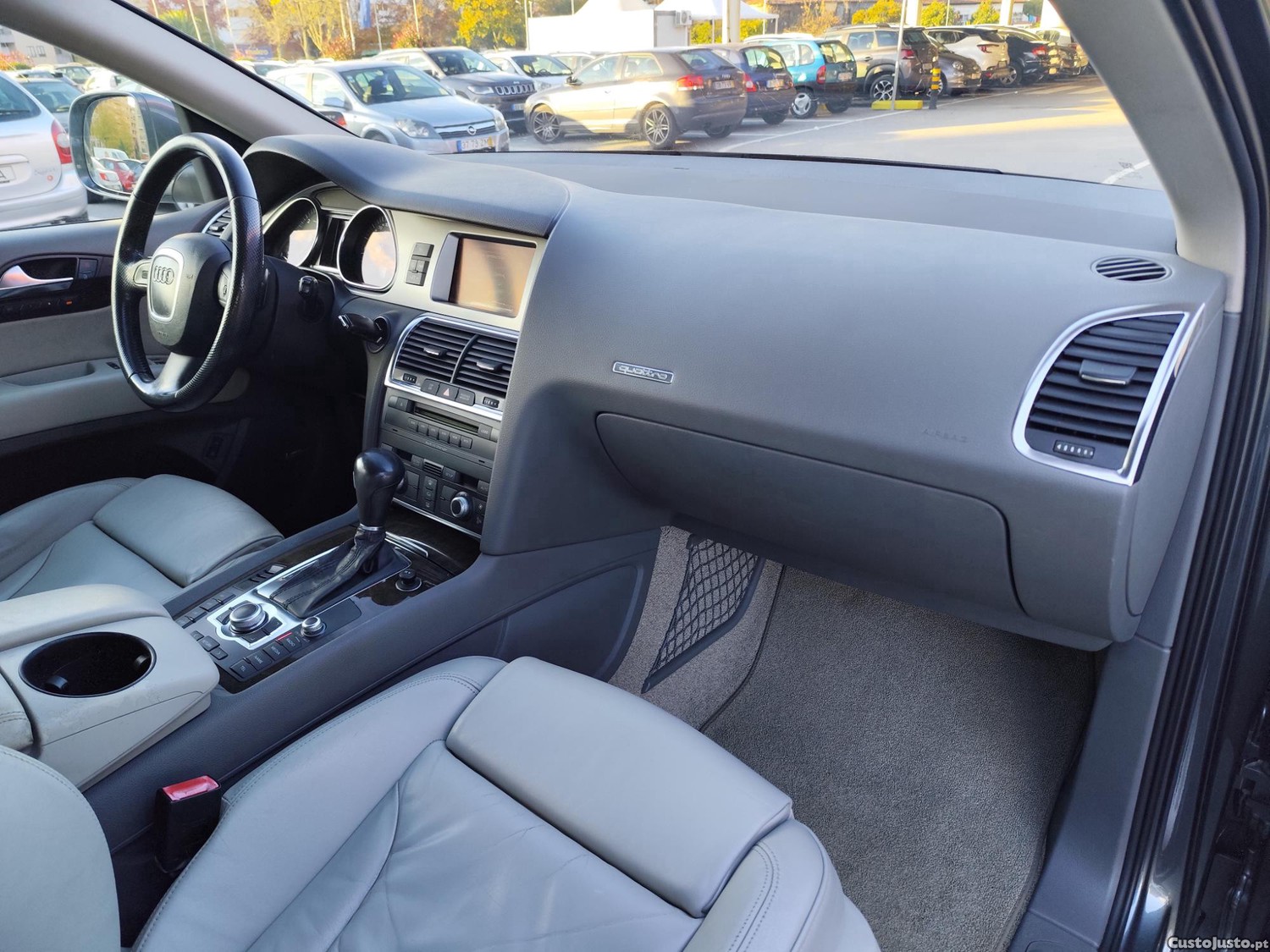 Audi Q7 3.0 TDI quattro 7 lugares — fotografia 3