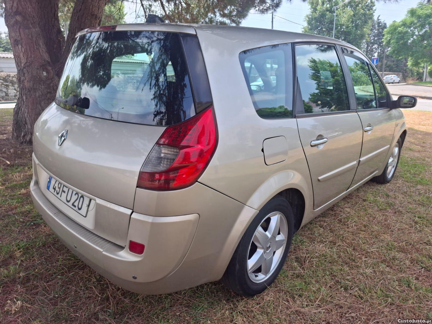 Renault Scénic 1.5 DCI — fotografia 4