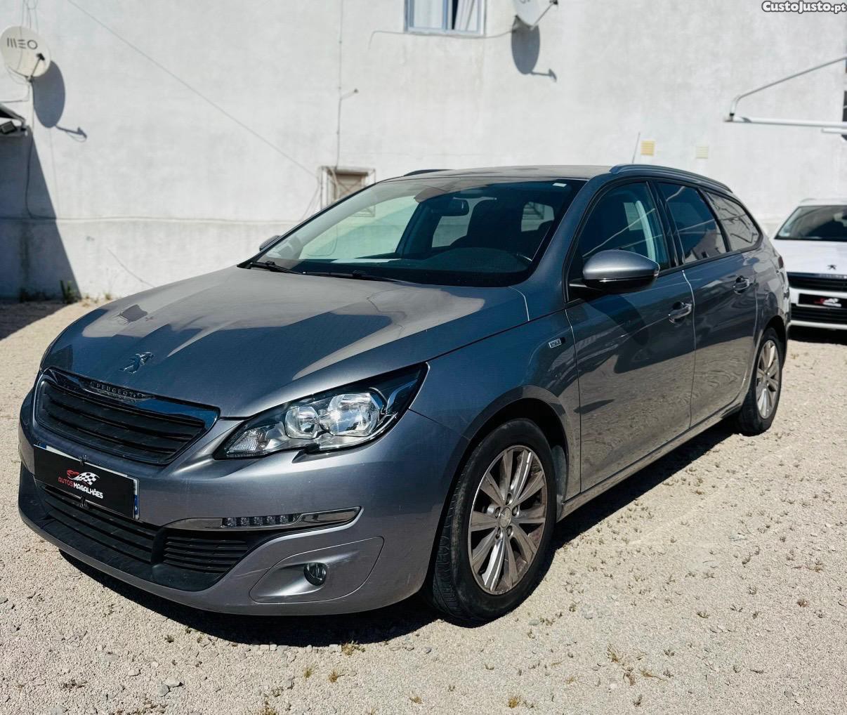Peugeot 308 Style 1.2 SW — fotografia 4