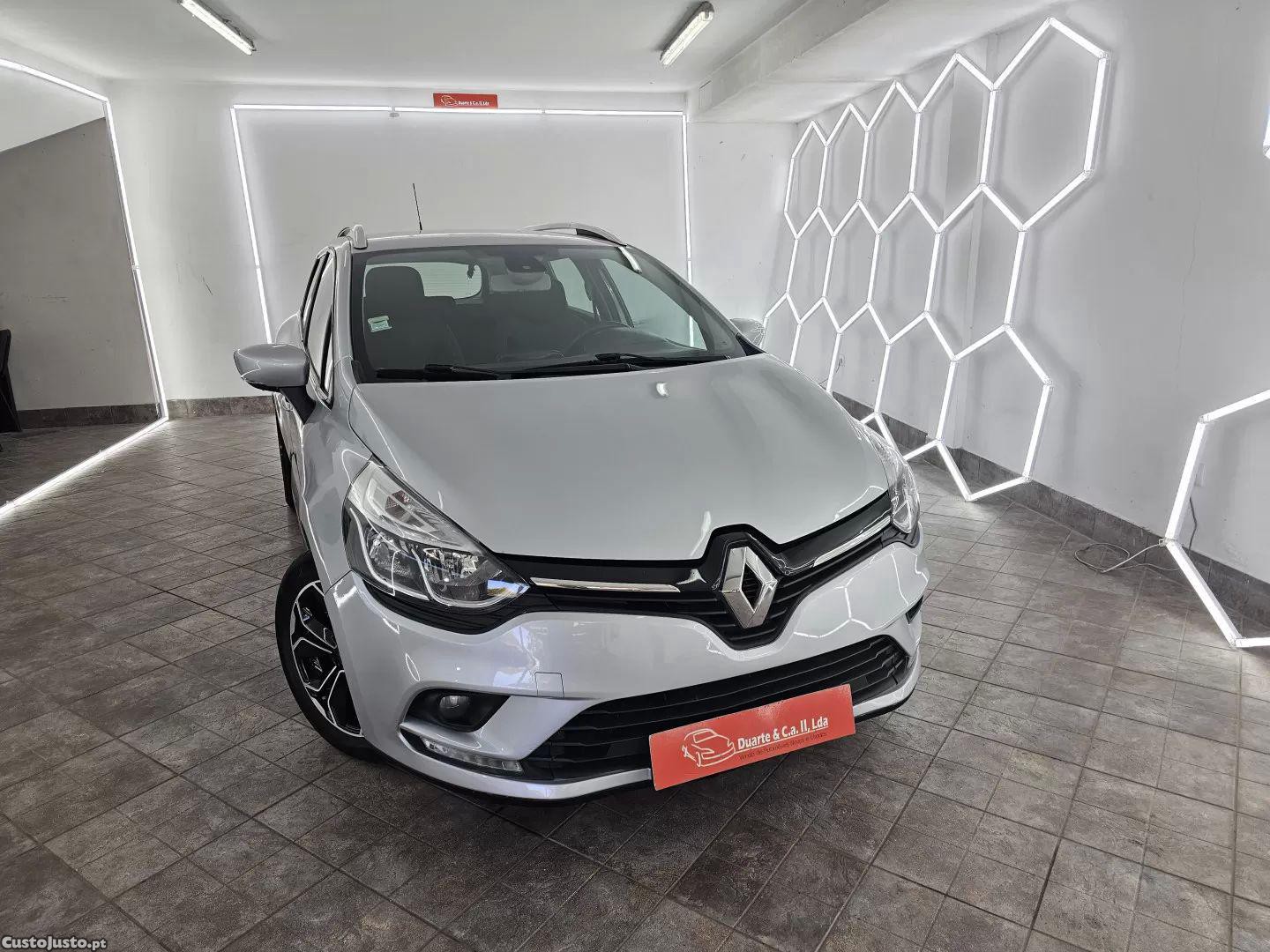 Renault Clio 1.5 dci limited — fotografia 20