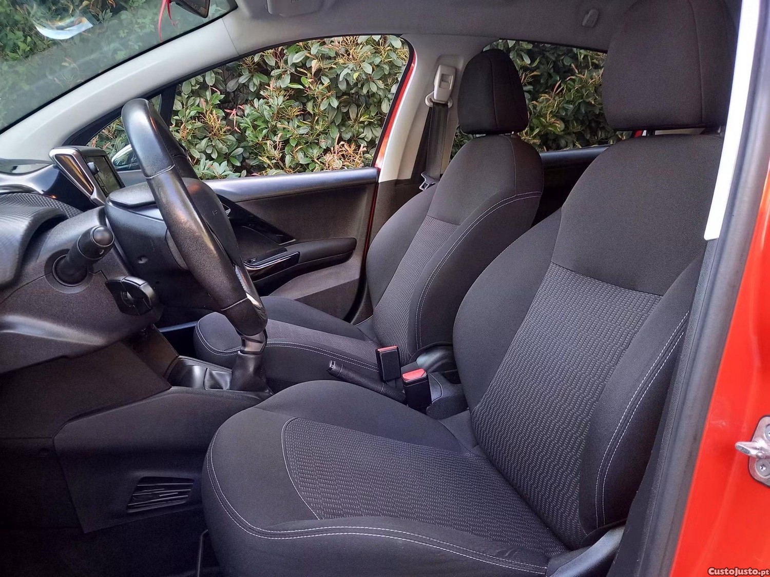 Peugeot 208 1.2 Style — fotografia 4