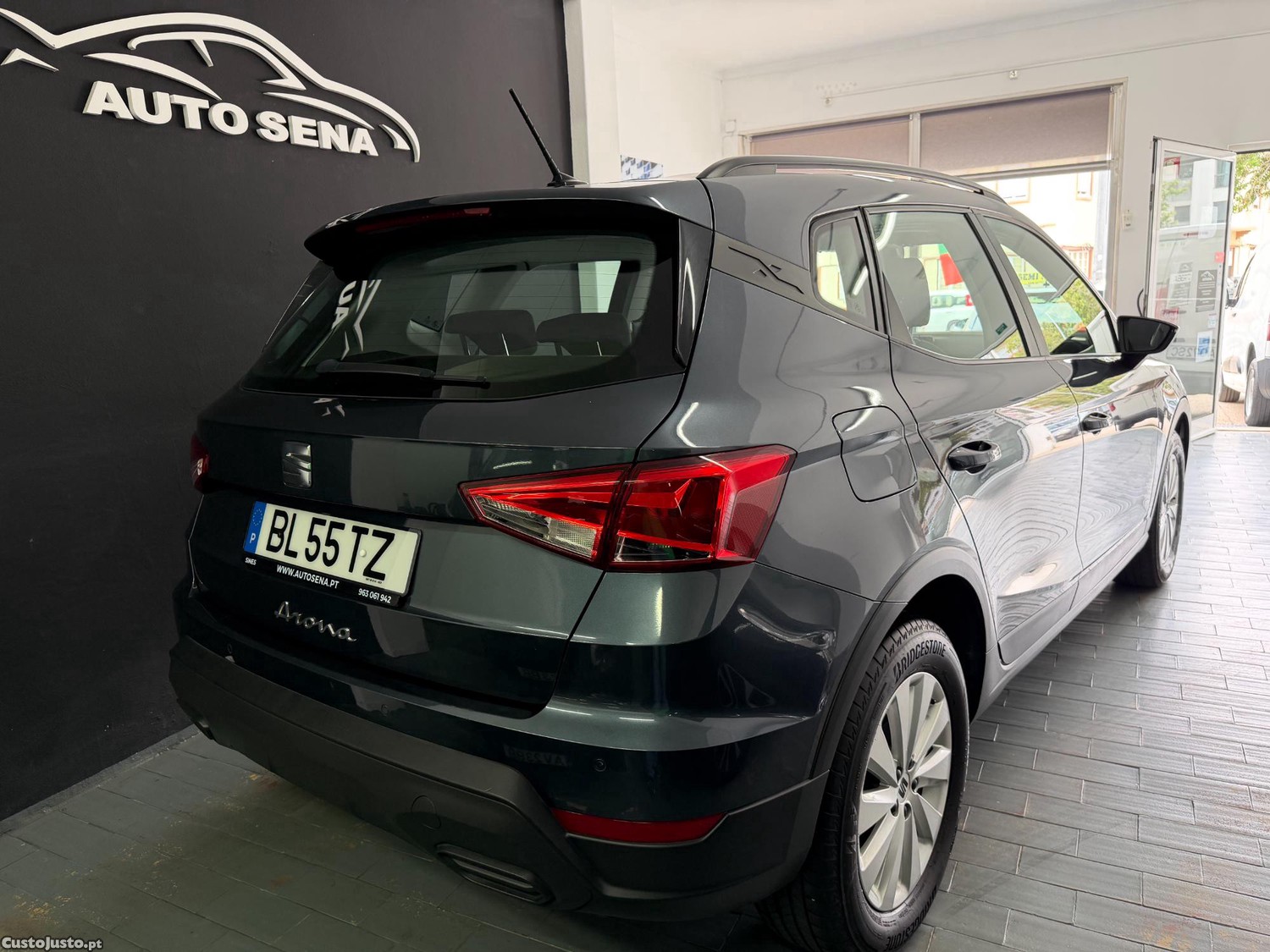SEAT Arona 1.0 TSI Style — fotografia 10