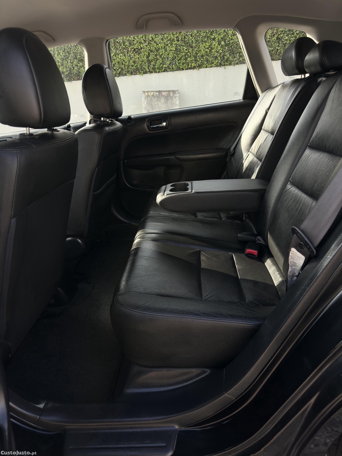 Honda Civic 1.6 i vtec Exlusive — fotografia 3