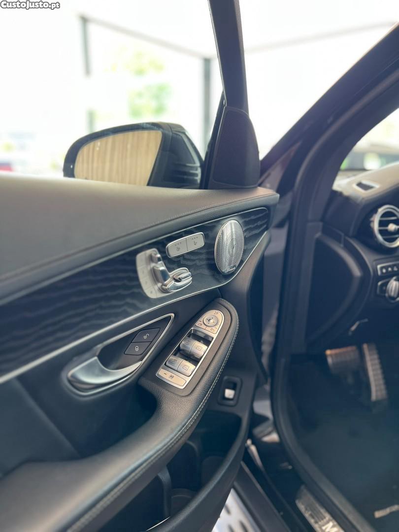 Mercedes-Benz GLC 250 d 4Matic 9G-TRONIC AMG Line — fotografia 8