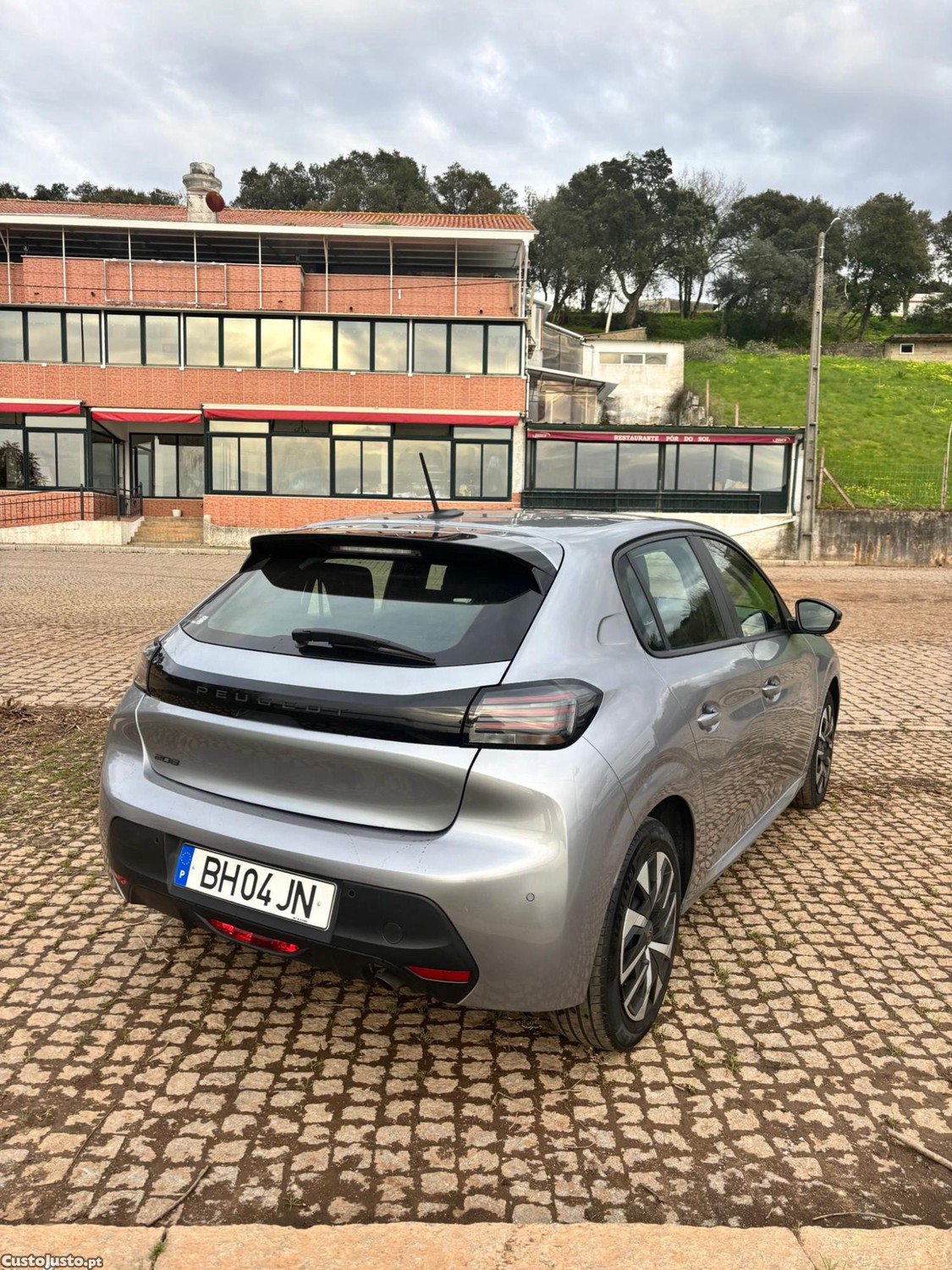 Peugeot 208 ACTIVE 1.2 — fotografia 7