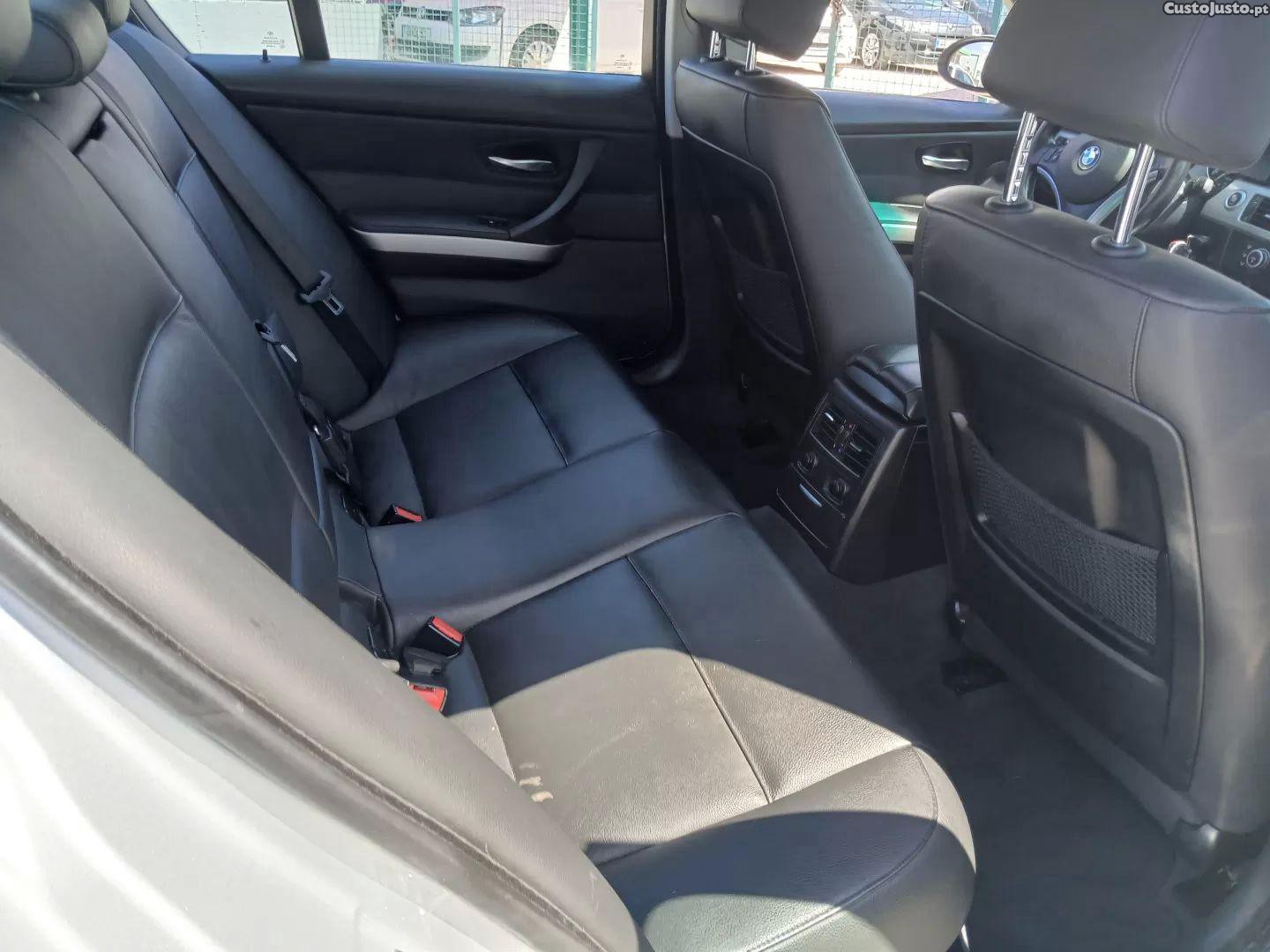 BMW 318 D auto line sport — fotografia 6