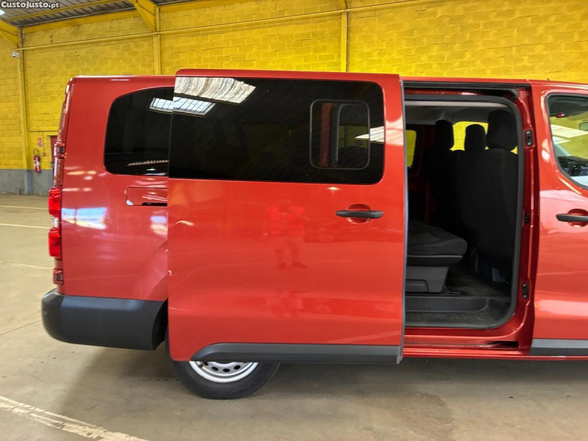 Opel Vivaro Combi 1.5 CDTi L3 — fotografia 9