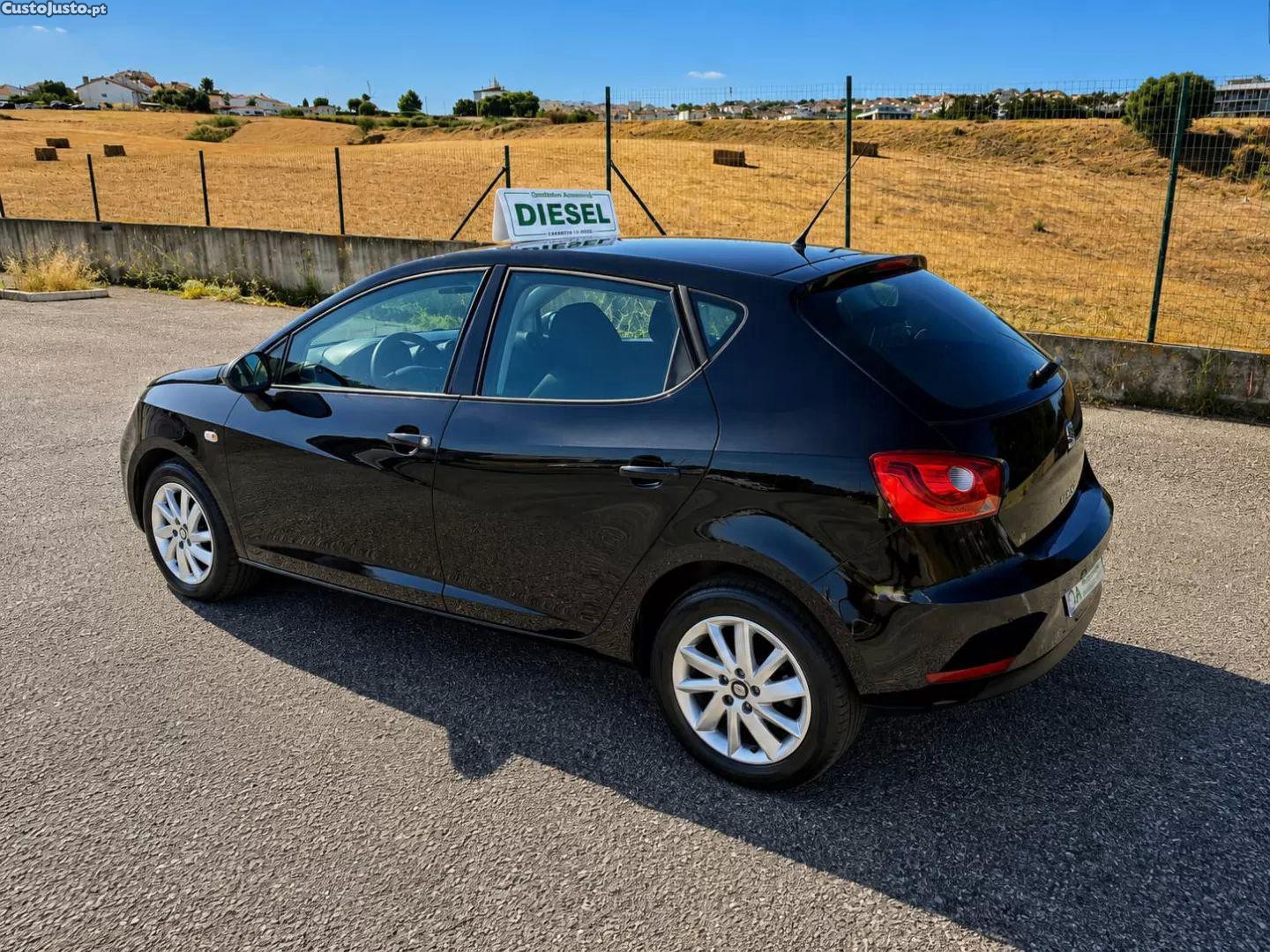 SEAT Ibiza 1.4 tdi reference — fotografia 21