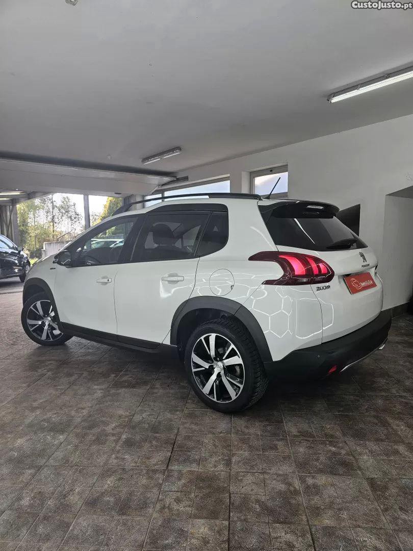 Peugeot 2008 1.2 puretech gt line eat6 — fotografia 15