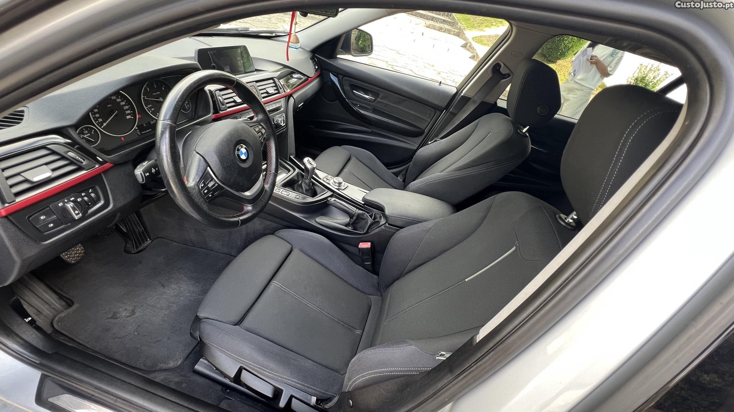 BMW 318 Sport — fotografia 3