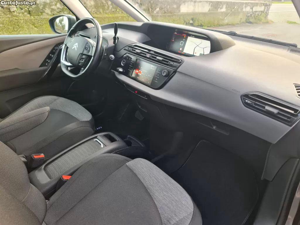 Citroën C4 Spacetourer 1.5 bluehdi shine eat8 — fotografia 12