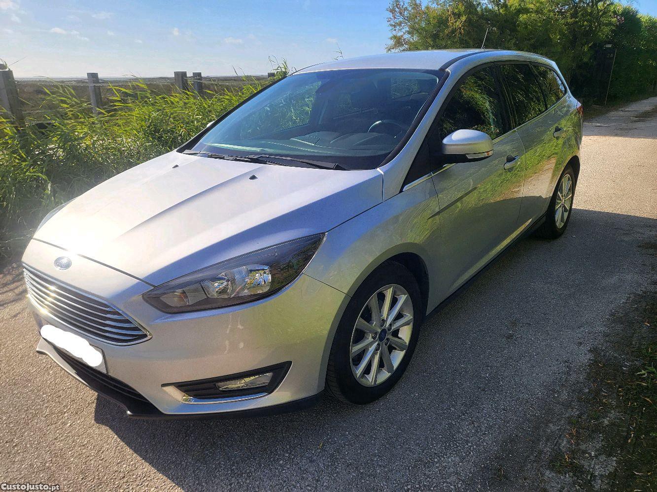 Ford Focus 1.5 TDCI Titanium - 17 foto 2