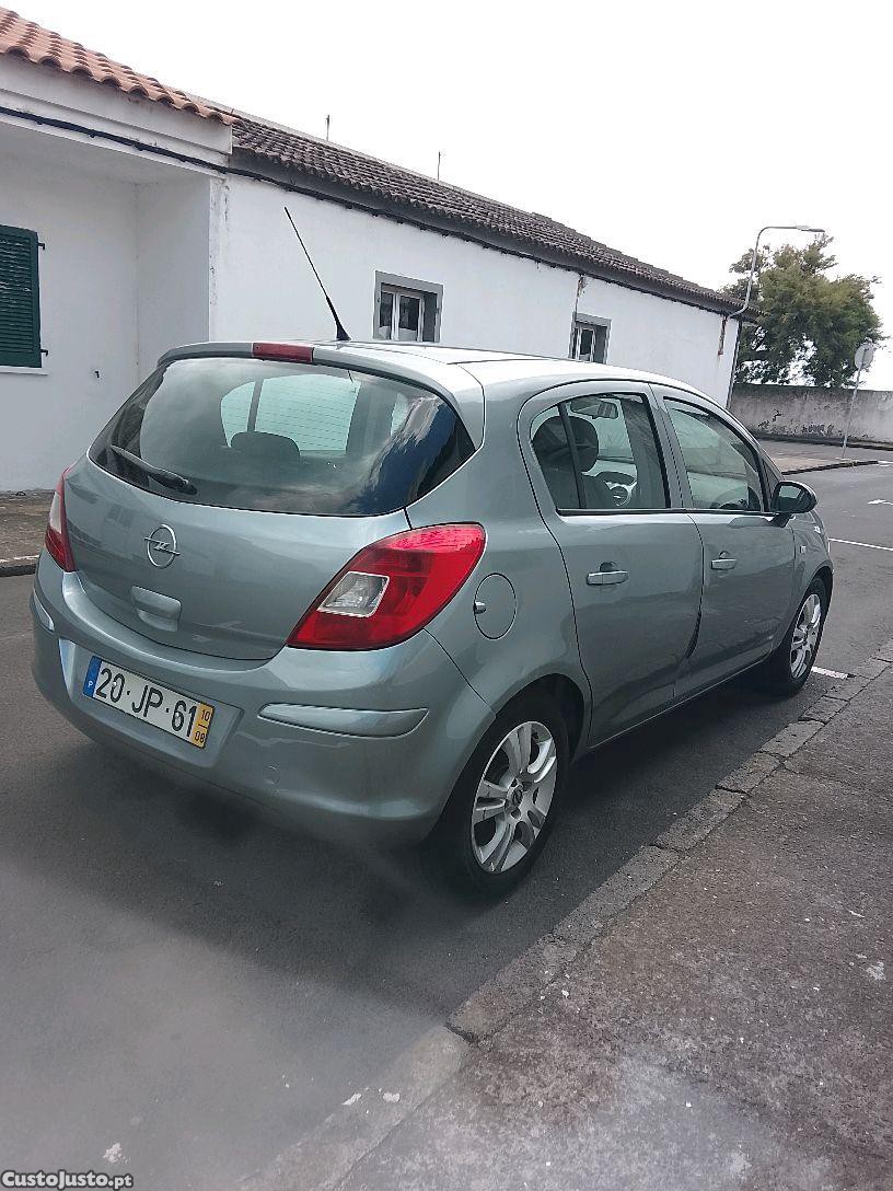 Opel Corsa IMPECÁVEL — fotografia 3