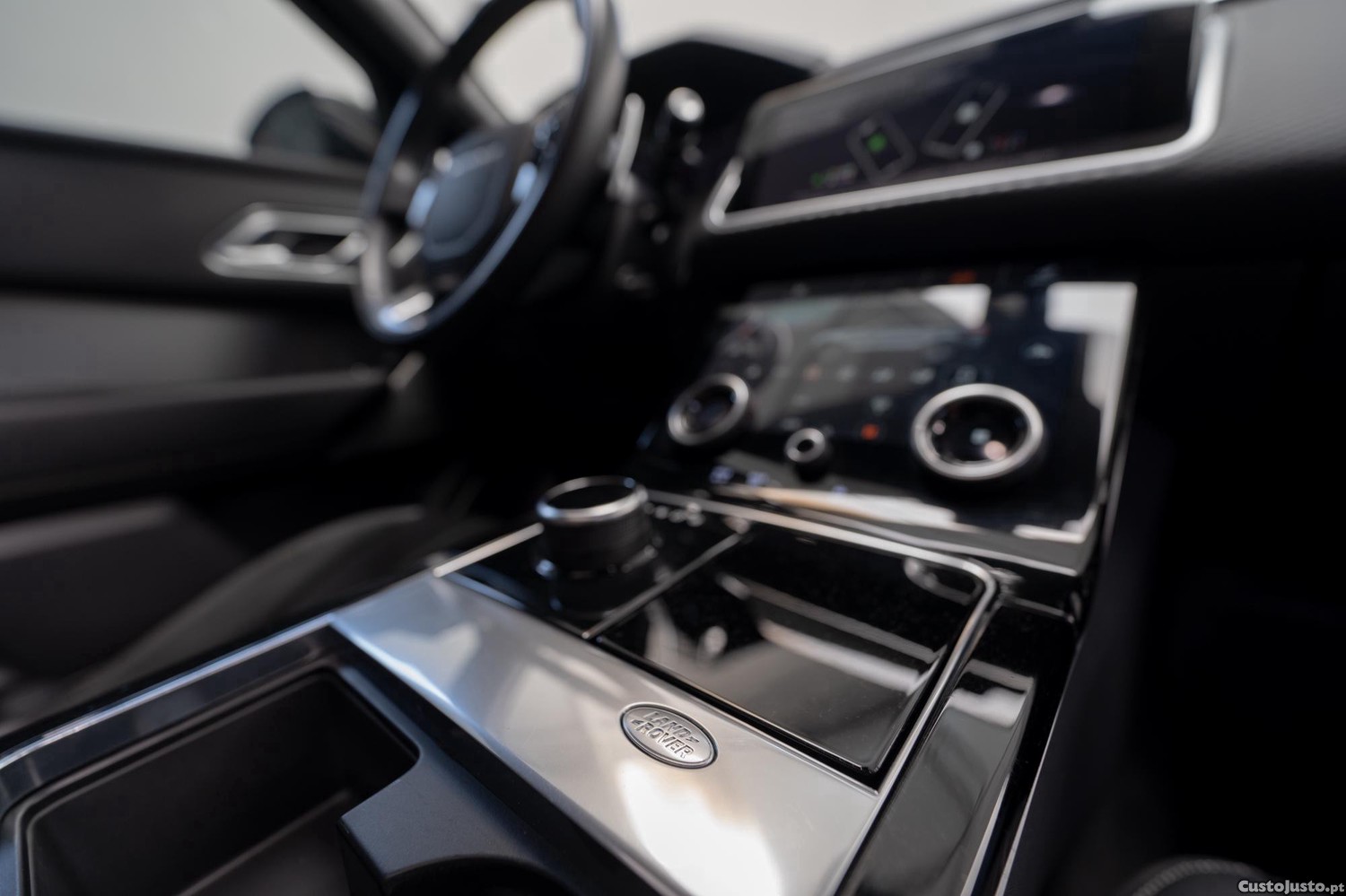 Land Rover Range Rover Velar P300 R-Dynamic — fotografia 13