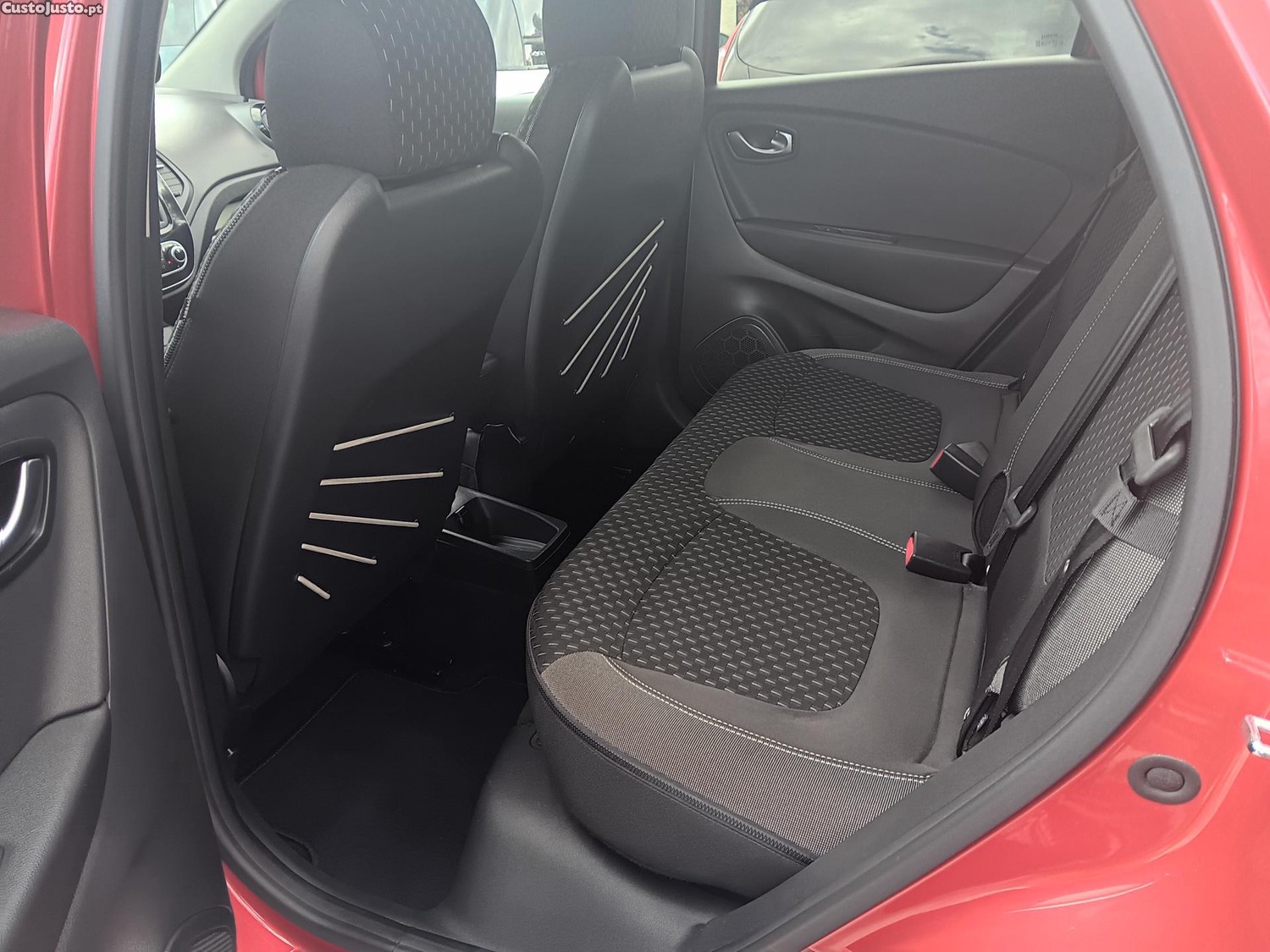 Renault Captur Exclusive 0.9 TCe 90cv — fotografia 2
