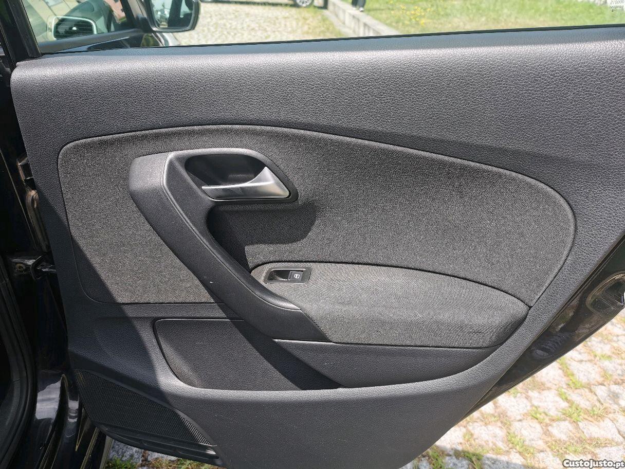 Volkswagen Polo 1.6 TDI — fotografia 5