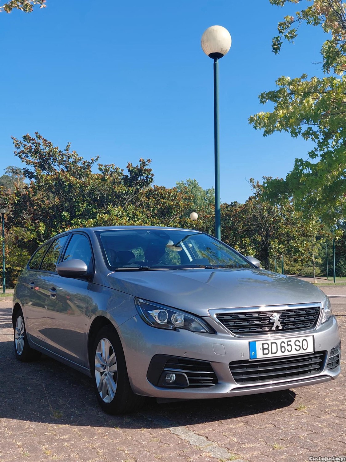 Peugeot 308 W II 1.5HDI 130cv - Automática 8 velocidades — fotografia 4