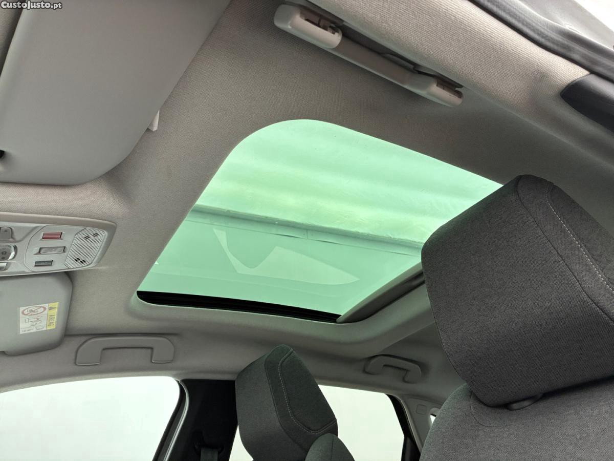 Citroën e-C4 50 kWh Shine — fotografia 4