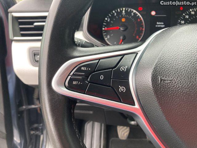 Renault Clio 1.0 TCe Intens — fotografia 14