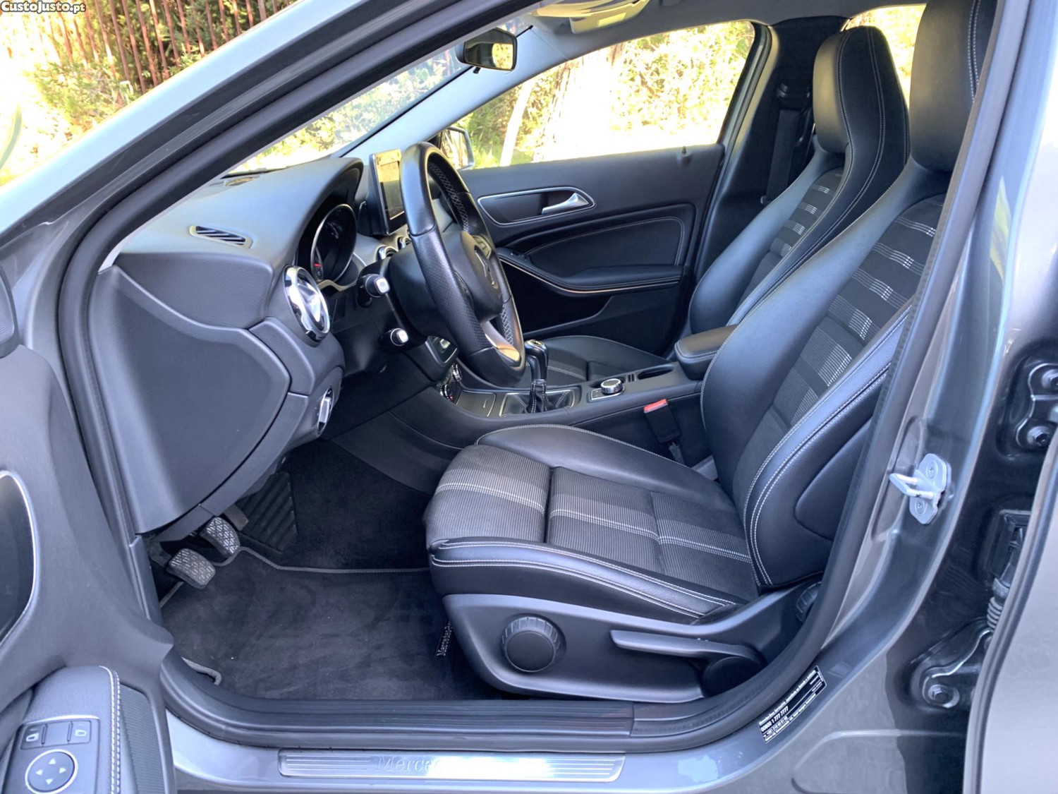 Mercedes-Benz GLA 180 d Urban Nacional 72000kms Rig Novo — fotografia 6
