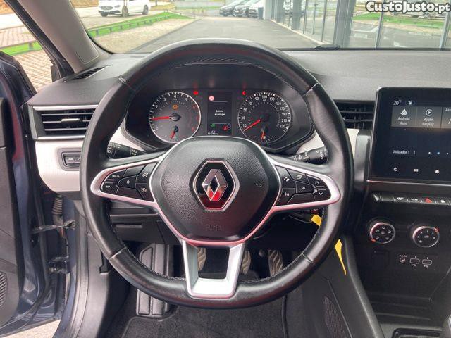 Renault Clio 1.0 TCe Intens — fotografia 16