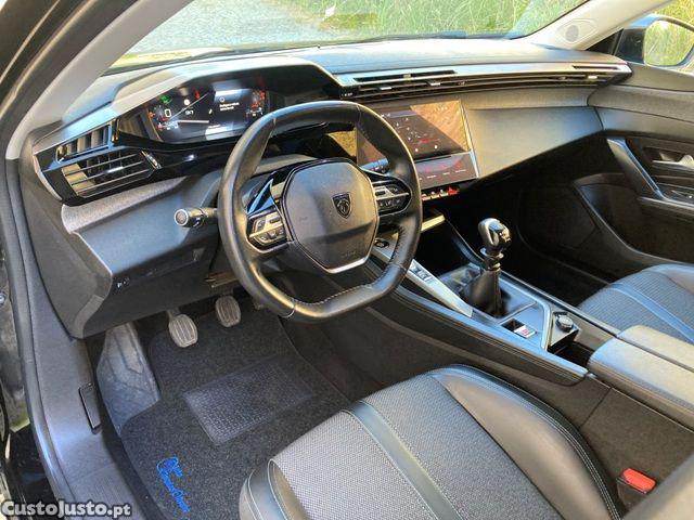 Peugeot 308 1.2 PureTech Allure — fotografia 18