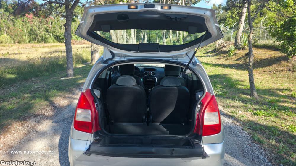 Citroën C2 1.1 — fotografia 7