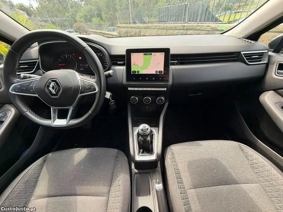 Renault Clio 1.0 TCE Techno Bi-Fuel — fotografia 5