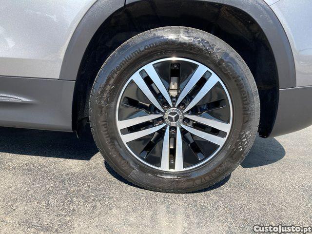 Mercedes-Benz GLB 220 d 4Matic 8G-DCT — fotografia 19