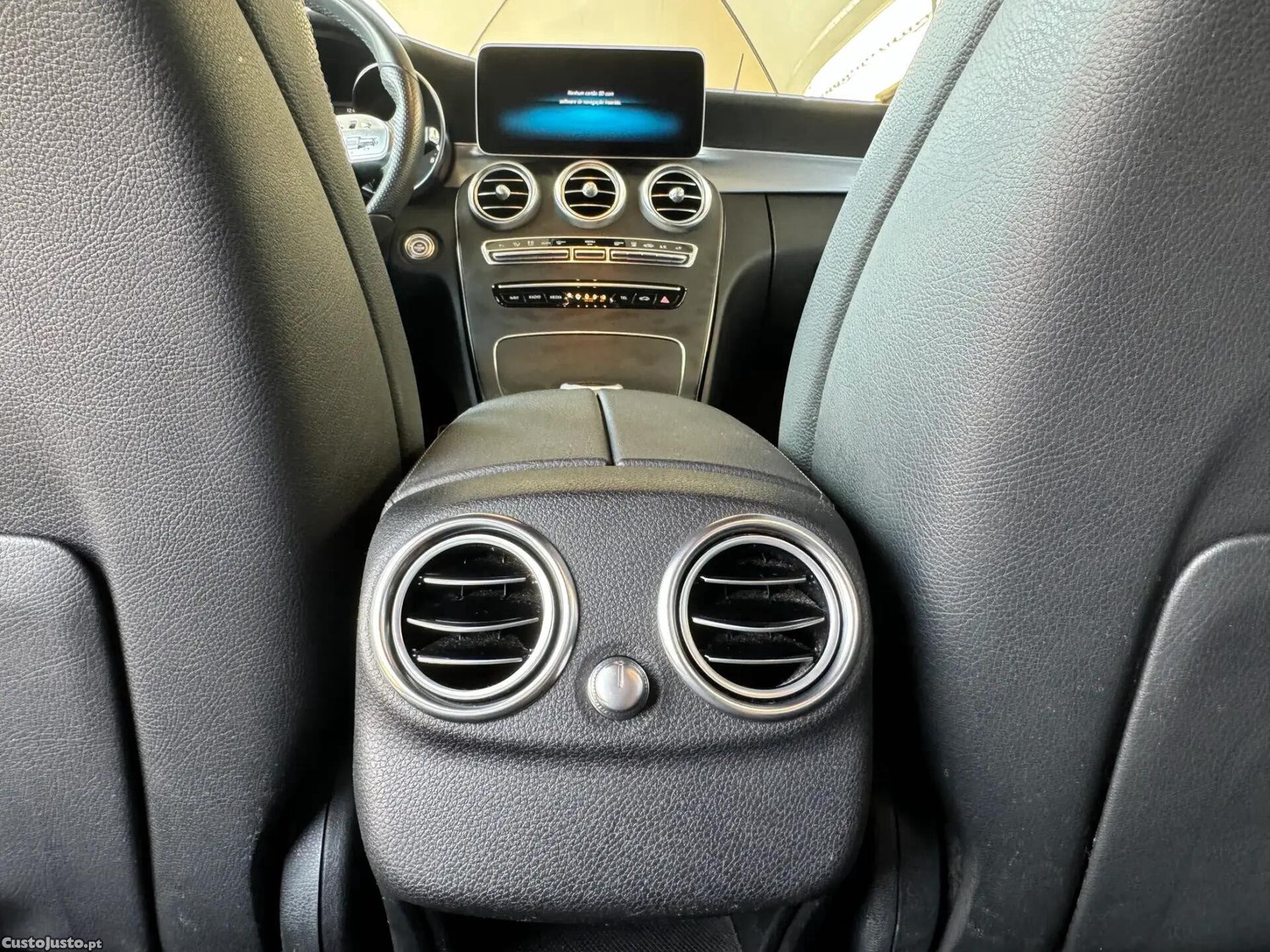 Mercedes-Benz C 200 d AMG Line Aut. — fotografia 3