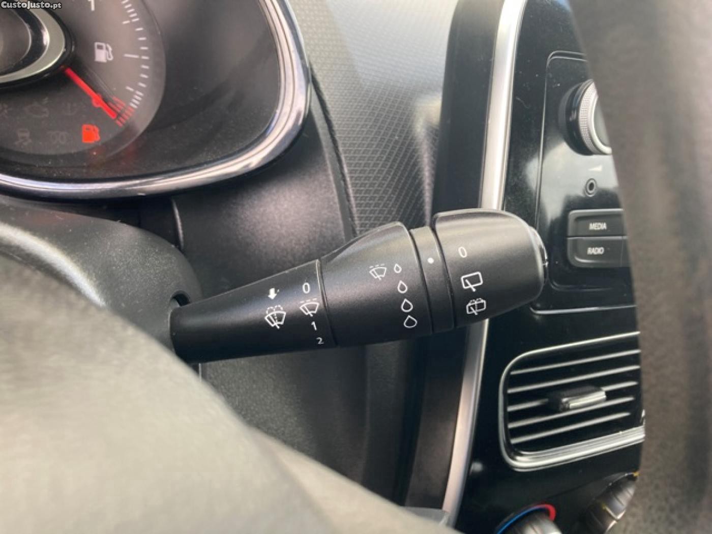 Renault Clio 1.5 dCi Zen — fotografia 15