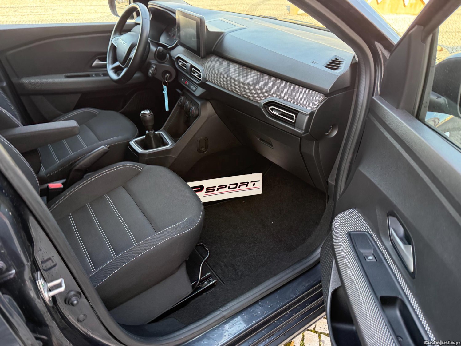 Dacia Jogger 1.0 ECO-G Expression 7L Bi-Fuel 90cv — fotografia 4