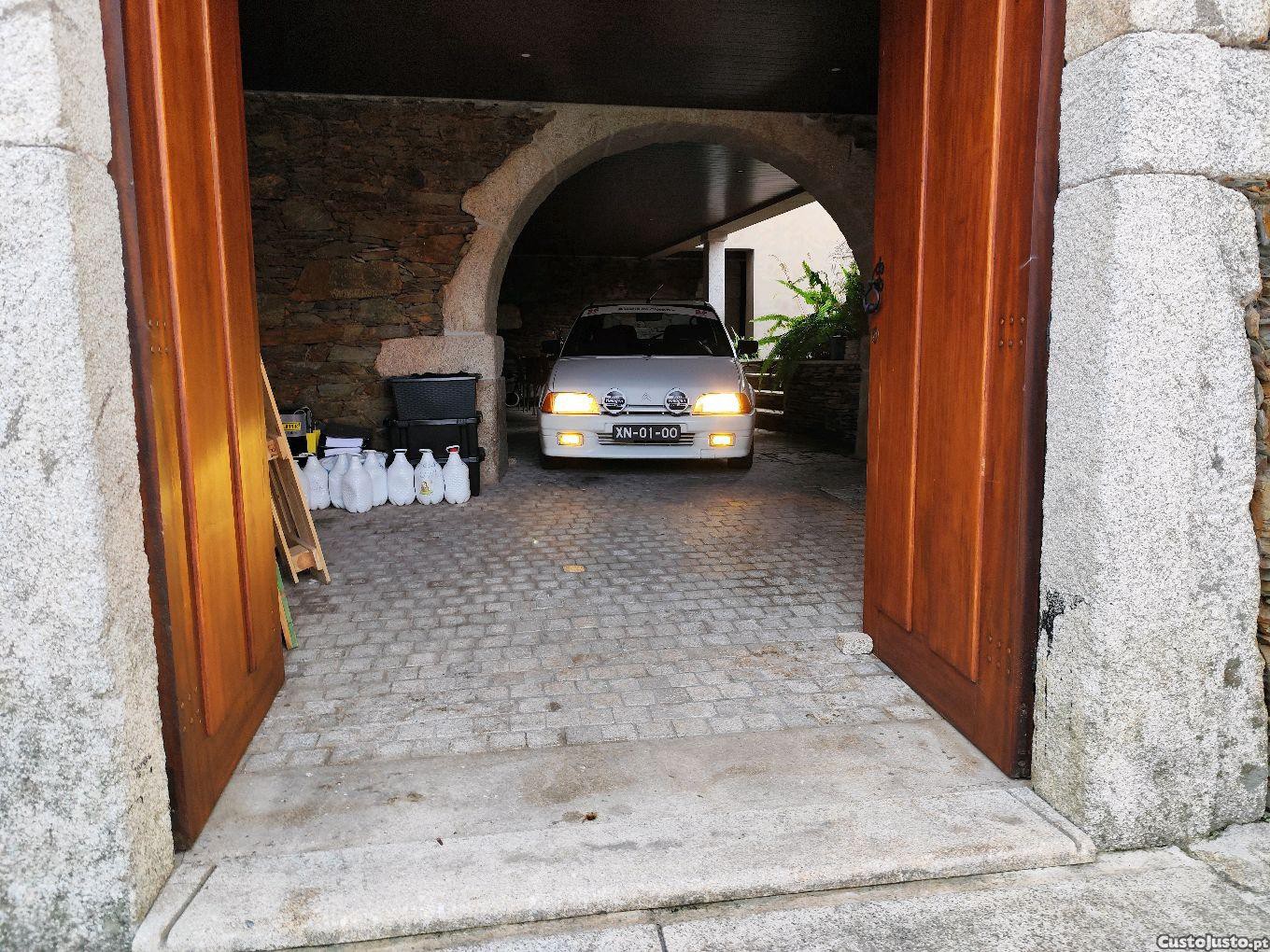 Citroën AX GT carburador duplo — fotografia 4