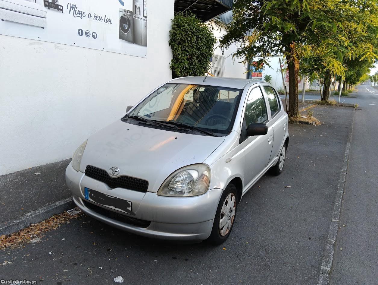 Toyota Yaris VVT-I — fotografia 8