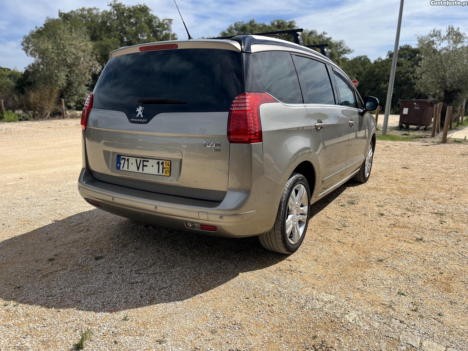 Peugeot 5008 Allure — photo 4