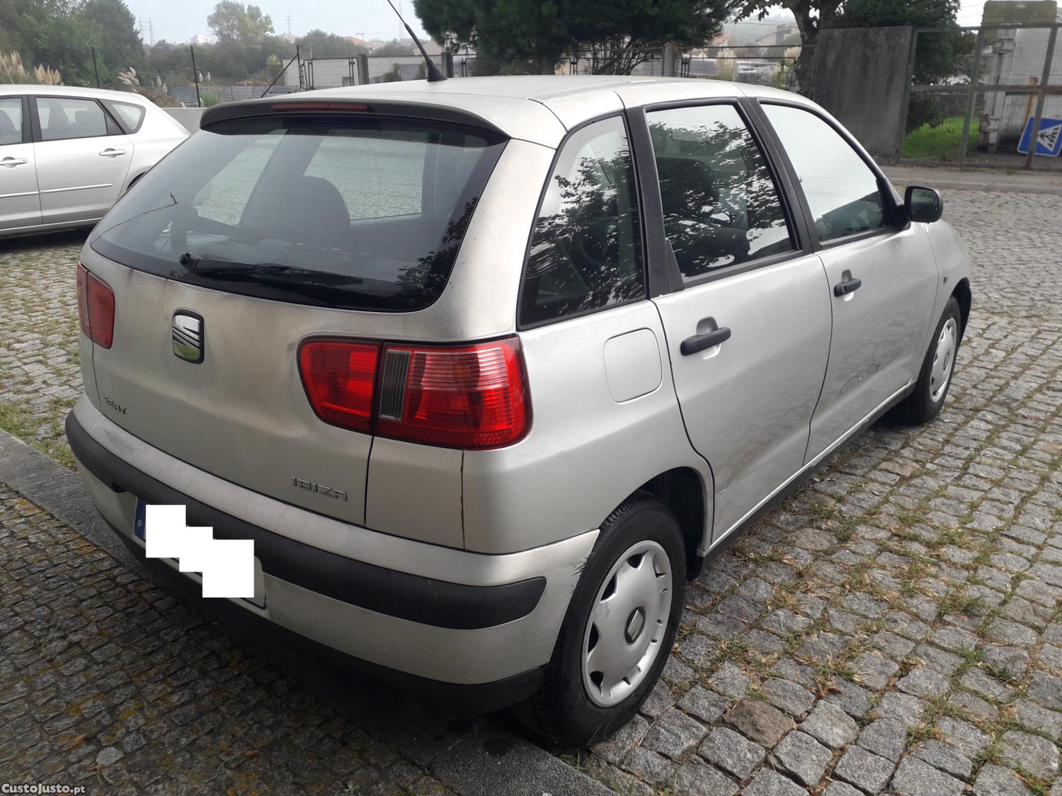 Seat Ibiza MPI C/ Direção Assistida — photo 4