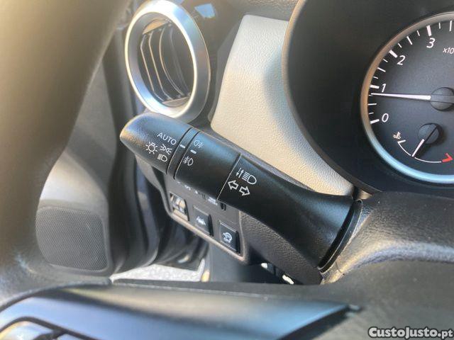 Nissan Micra 1.0 IG-T Kiiro — fotografia 17