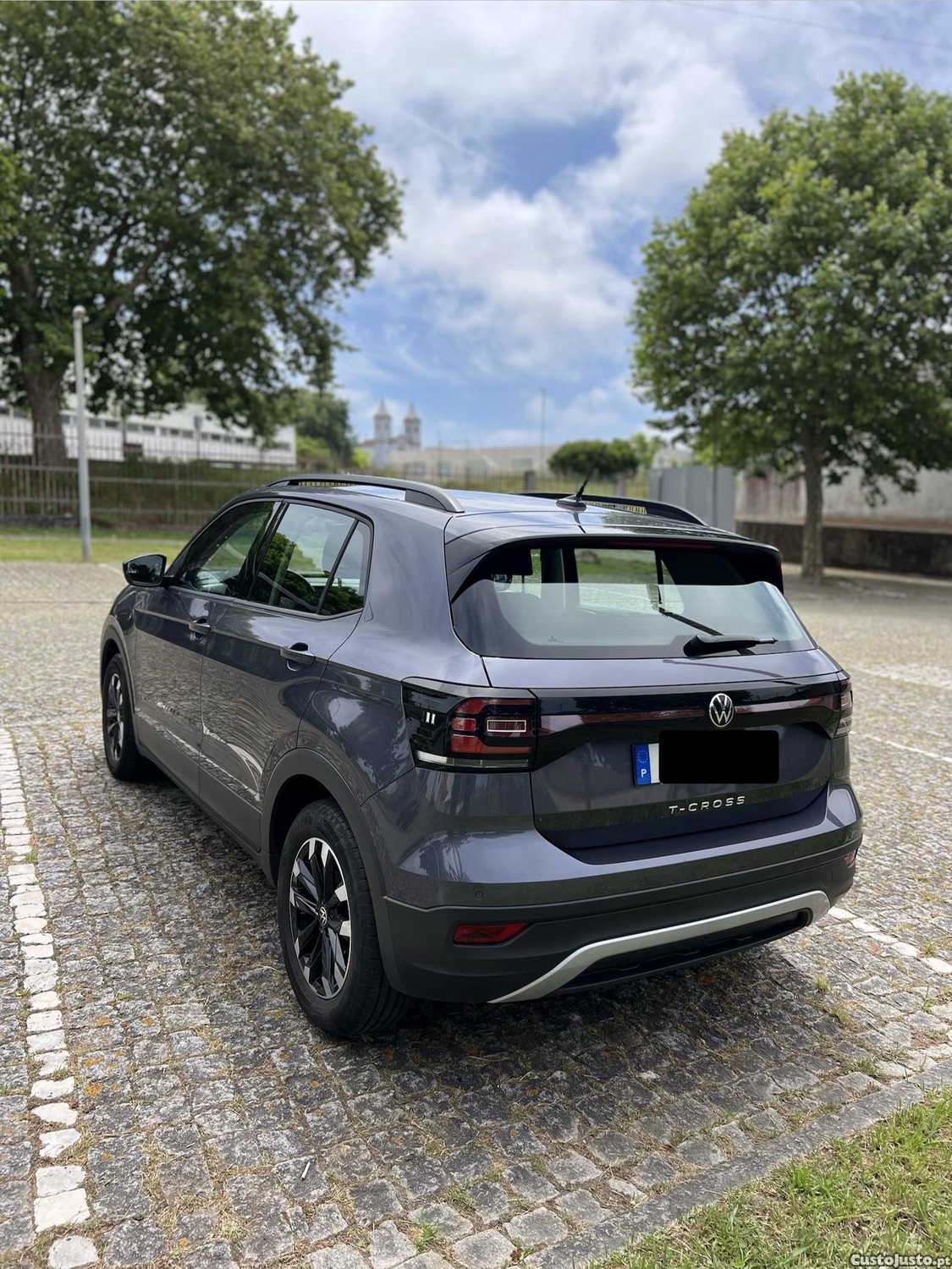 Volkswagen T-Cross 1.0 TSI LIFE — fotografia 8