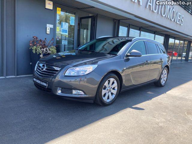 Opel Insignia Sport Tourer 2.0 CDT — fotografia 26