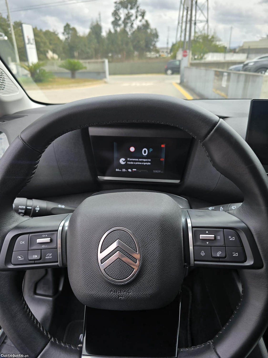 Citroën e-C4 EC4 — fotografia 6