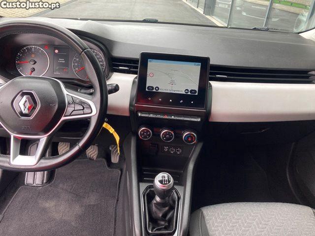 Renault Clio 1.0 TCe Intens — fotografia 10