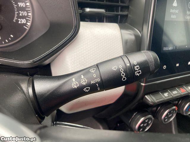 Renault Clio 1.0 TCe Intens — fotografia 13