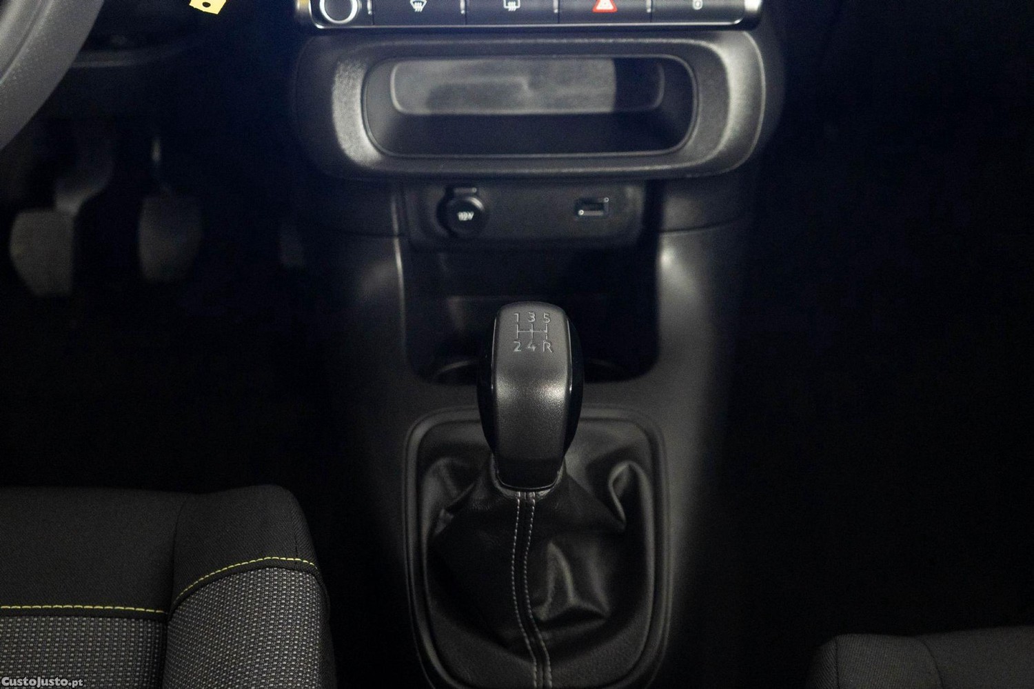 Citroën C3 1.2 PureTech Feel Pack — fotografia 3