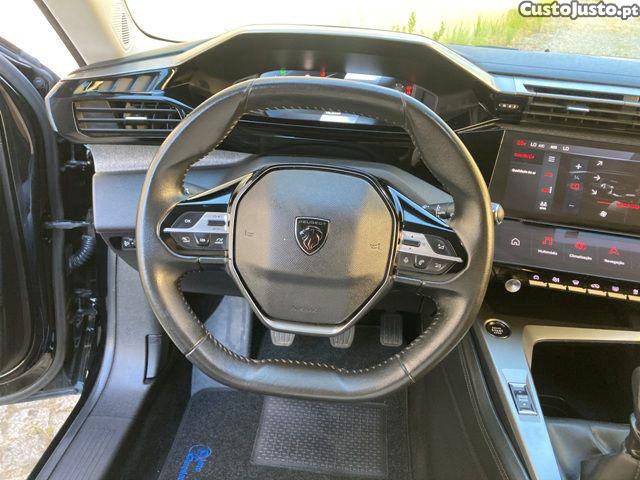 Peugeot 308 1.2 PureTech Allure — fotografia 17
