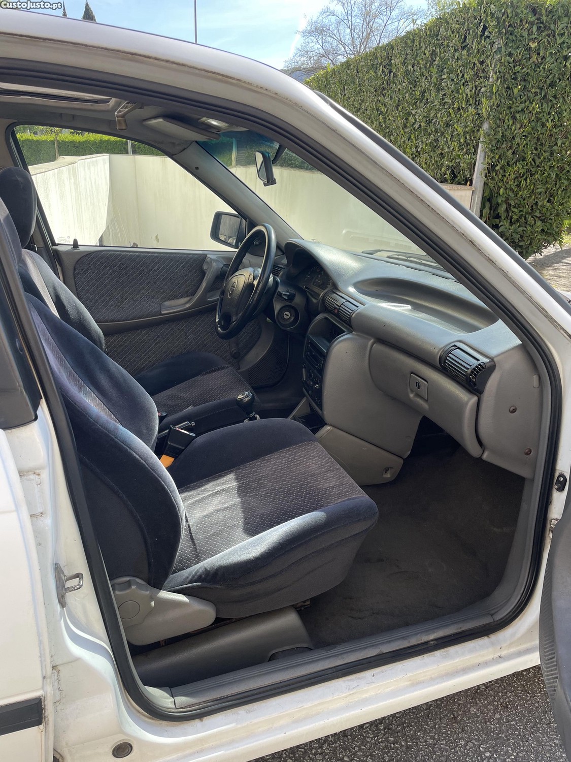 Opel Astra F 1.7 TDS — fotografia 6